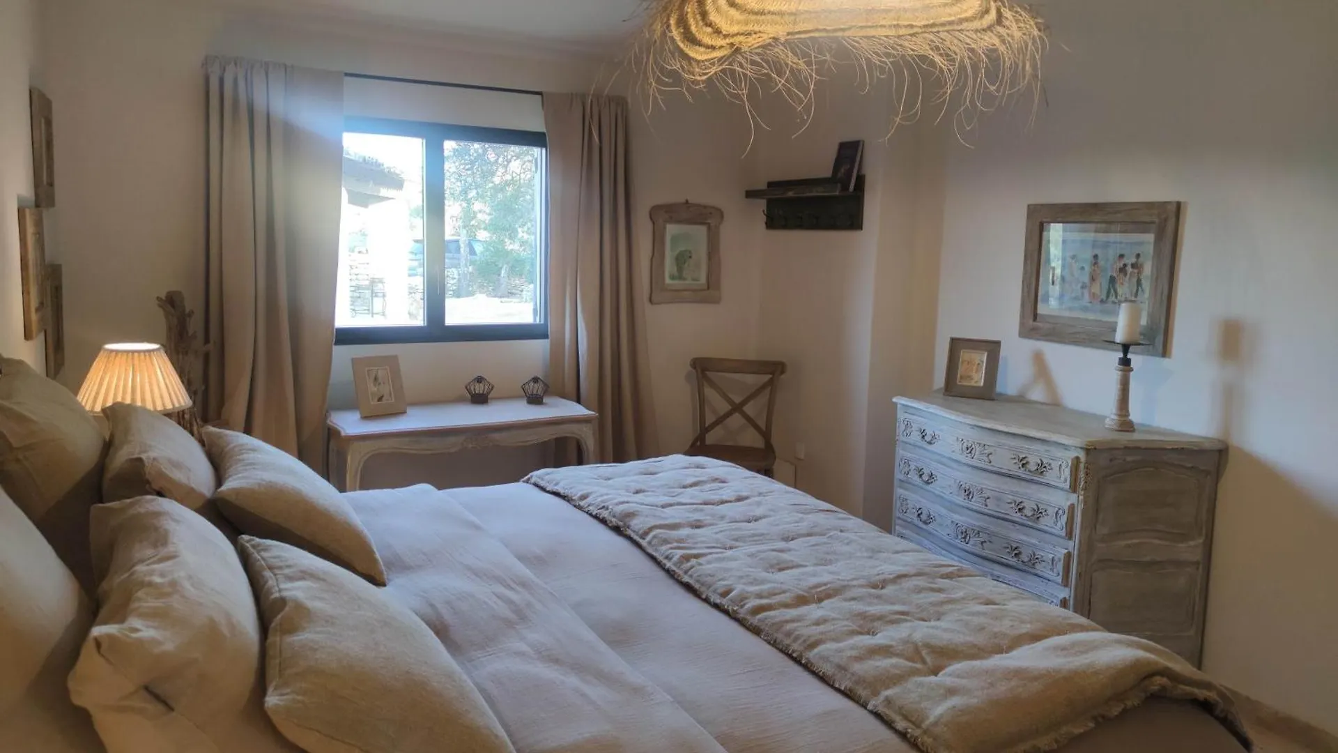 **** Guest house Le Mas Natan Gordes France