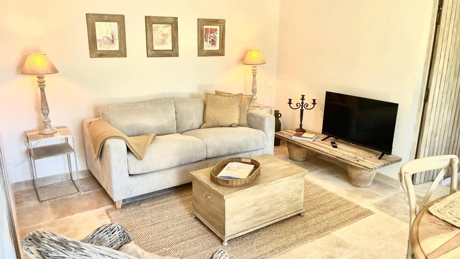 Le Mas Natan Gordes Guest house